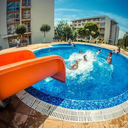 Imperial Sea View Apartment