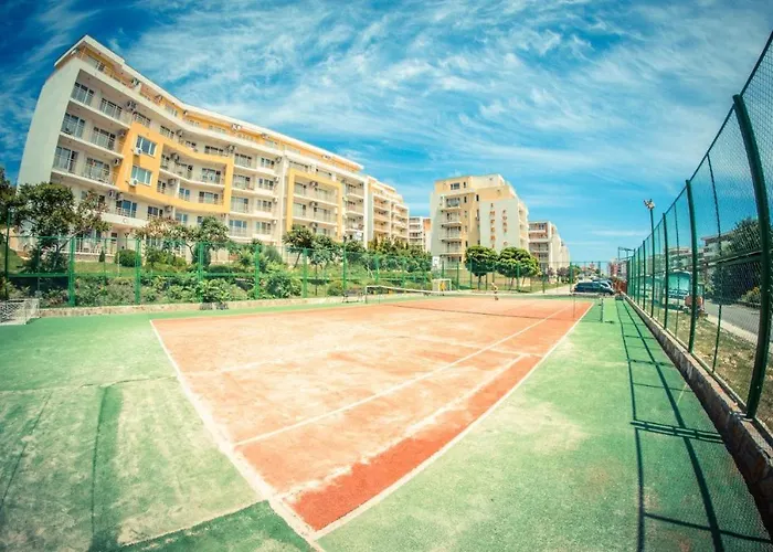 Imperial Sea View Апартамент *