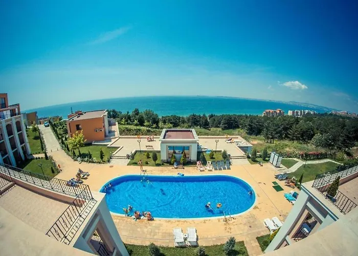 Апартамент Imperial Sea View