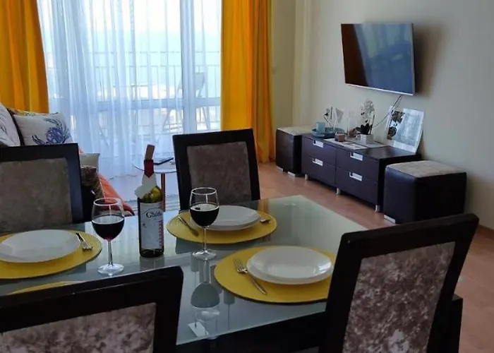 Imperial Sea View Apartament *