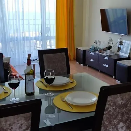 Imperial Sea View 아파트 *