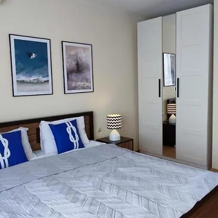 아파트 Imperial Sea View *